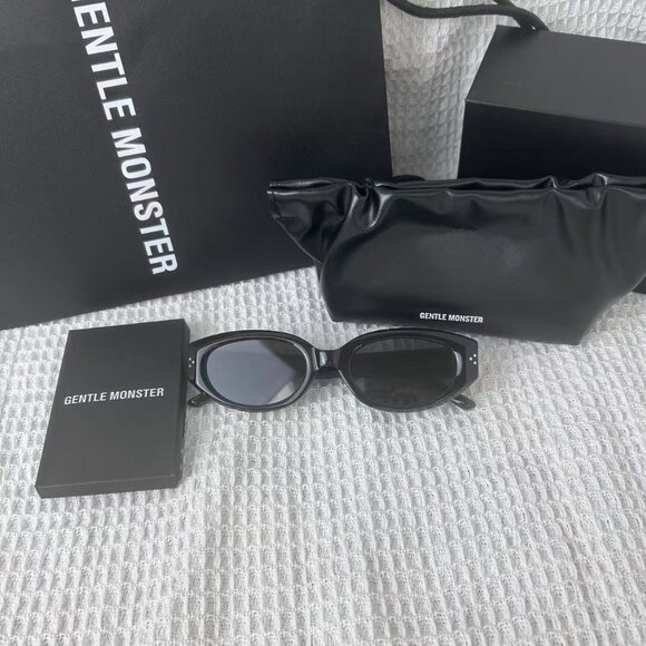 NEW GENTLE MONSTER Void 01 Black Sunglasses - Picture 10 of 10